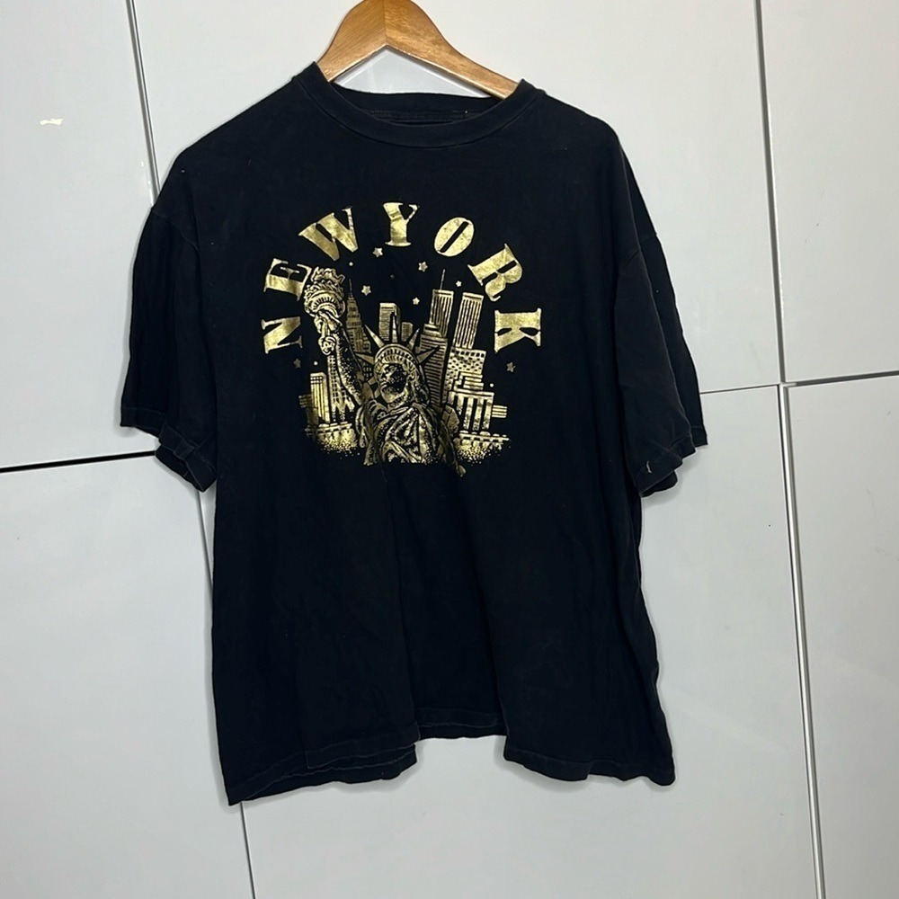 Single stitch vintage T-shirt black gold metallic New York City XL